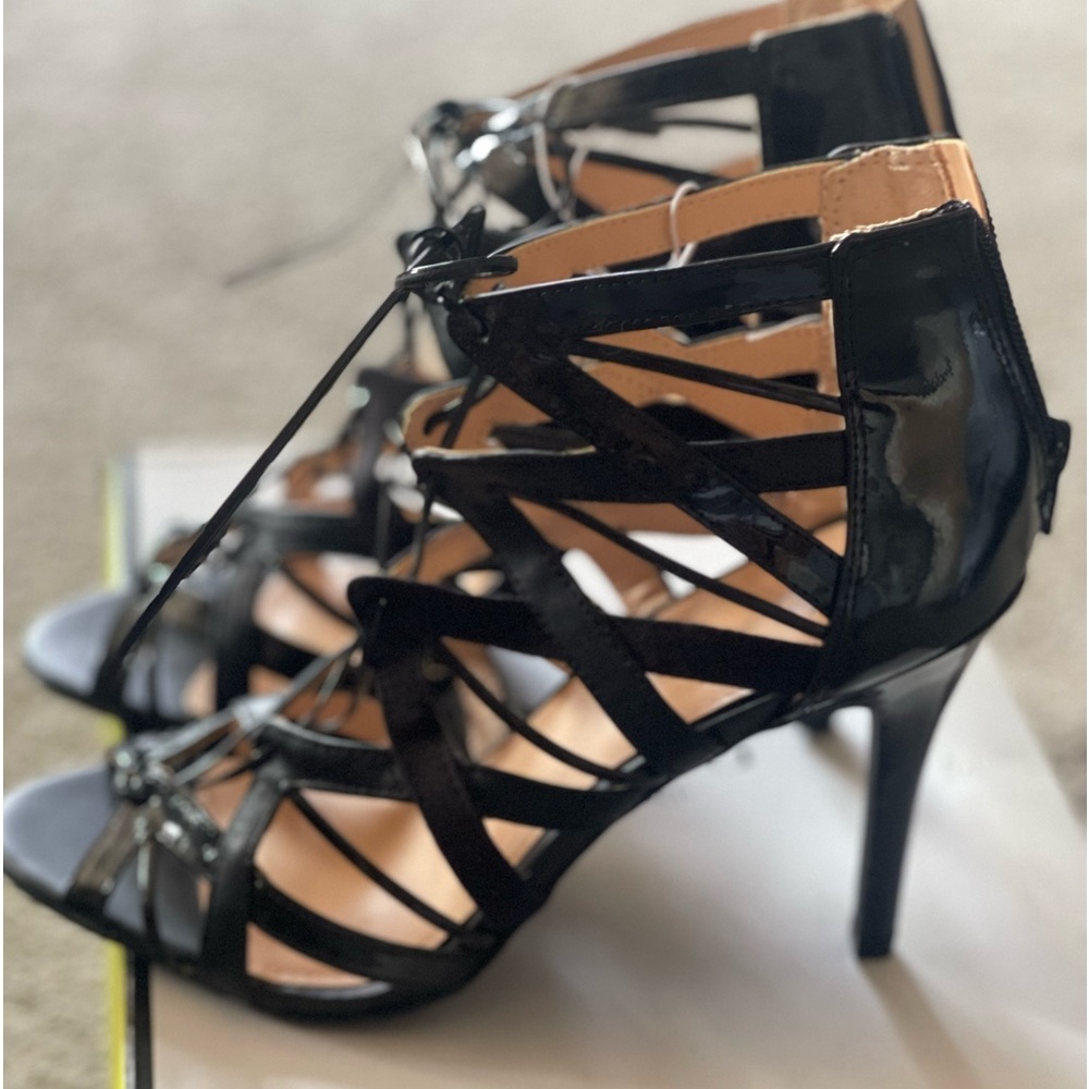5) Prabal Gurung for target black women strpped heel size 9
New with box